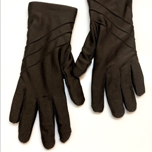 isotoner Accessories Brown Isotoner Gloves Poshmark